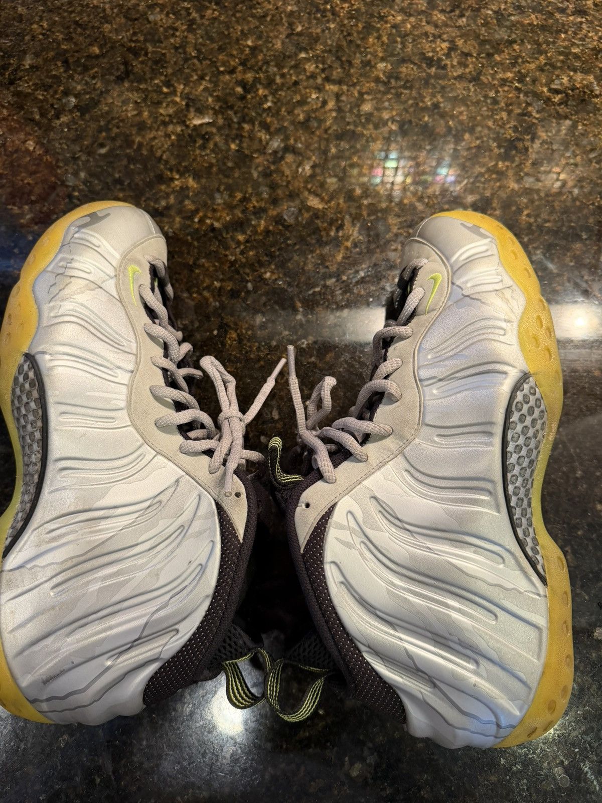 Nike Nike foamposites metalic camo Size US 11 / EU 44 - 2 Thumbnail