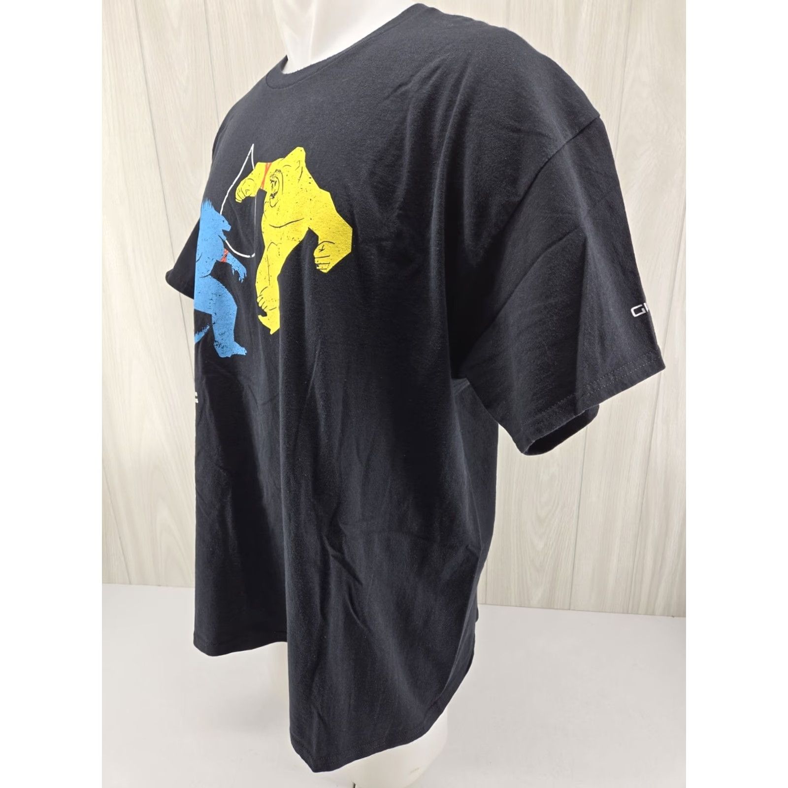 Gildan Gildan Ultra Cotton T-Shirt 2XL Black Red Cross GODZILLA x KONG Movie The New Empire Graphic Short Sleeve Crew Neck Mens Casual Shirt Size US XXL / EU 58 / 5 - 4 Thumbnail