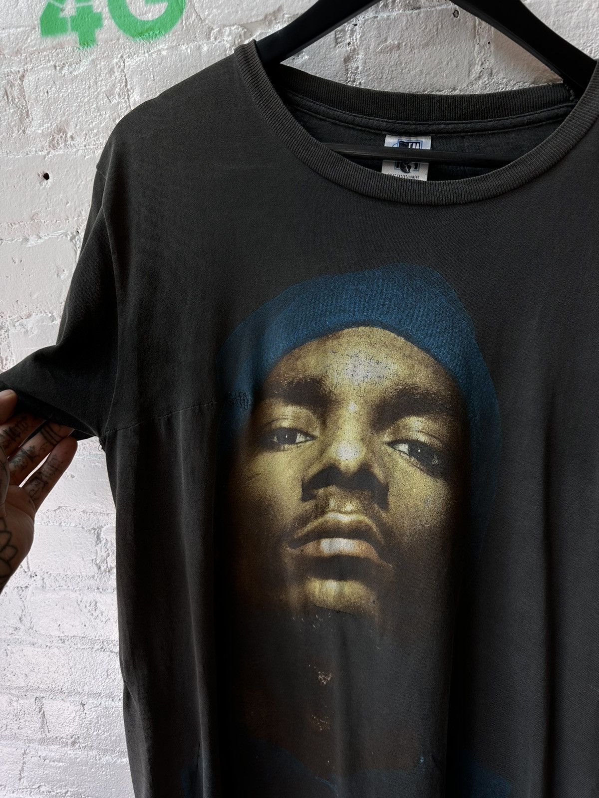 Vintage 1993 OG ICONIC THRASHED SNOOP DOGG DEATH ROW SHIRT Size US L / EU 52-54 / 3 - 6 Thumbnail