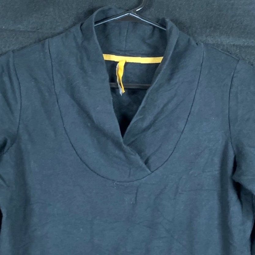 Vintage Lole Womens Sweater Dress Black Long Sleeve V Neck One Pocket Small Modern Casual Knit Size S / US 4 / IT 40 - 2 Thumbnail