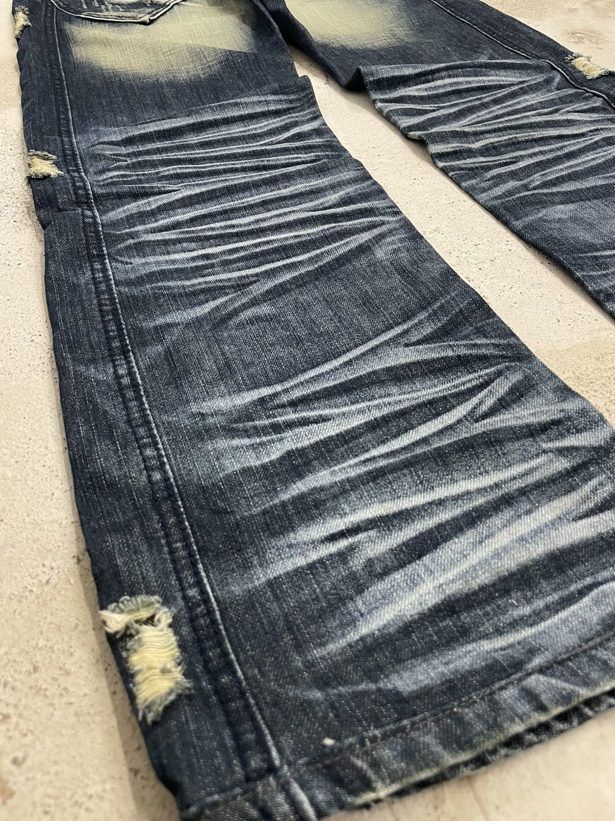 Other Savage Denim Mud Wash Distressed 3D Whisker I6W9 Size US 29 - 15 Thumbnail