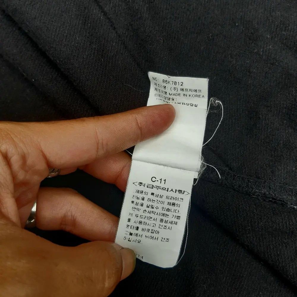 C.P. Company × Vintage Vintage C.P. Company Sweater Slim Style Size L / US 10 / IT 46 - 7 Thumbnail