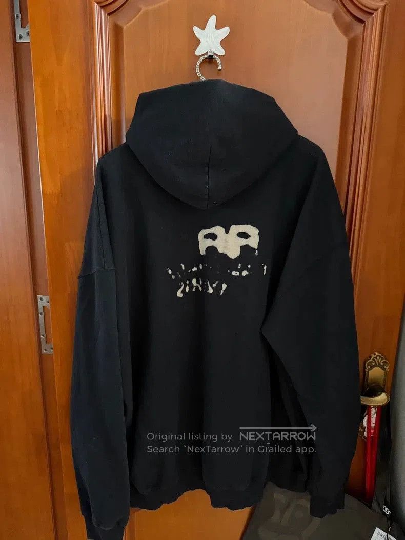 Balenciaga Balenciaga Blurred Logo Sweatshirt. Size US S / EU 44-46 / 1 - 2 Thumbnail