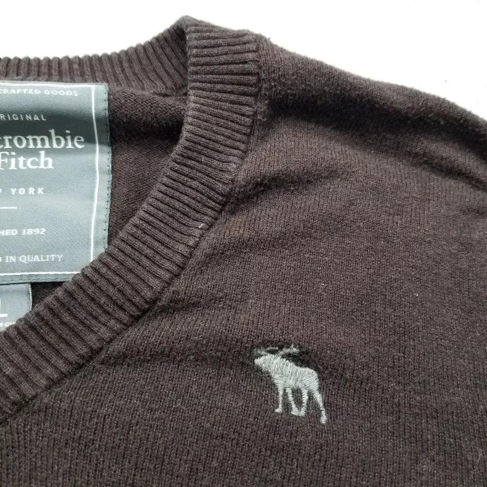 Abercrombie & Fitch Abercrombie Fitch Sweater Mens Large Pullover V Neck Logo Size US L / EU 52-54 / 3 - 7 Thumbnail