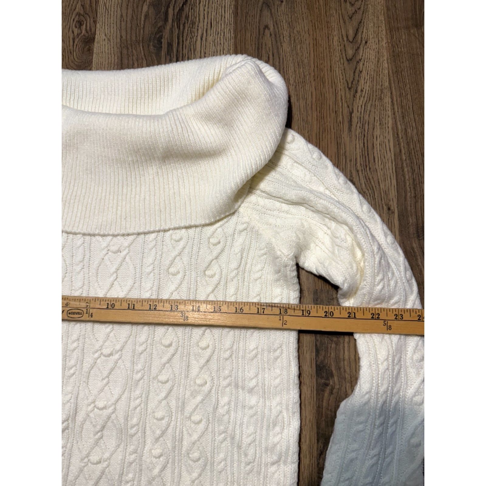 Tommy Hilfiger Tommy Hilfiger Sweater Women Large White Turtleneck Pullover Cable-Knit Regular Fit, Logo, Cotton Knit, Long Sleeve, Vintage: No Size L / US 10 / IT 46 - 5 Thumbnail