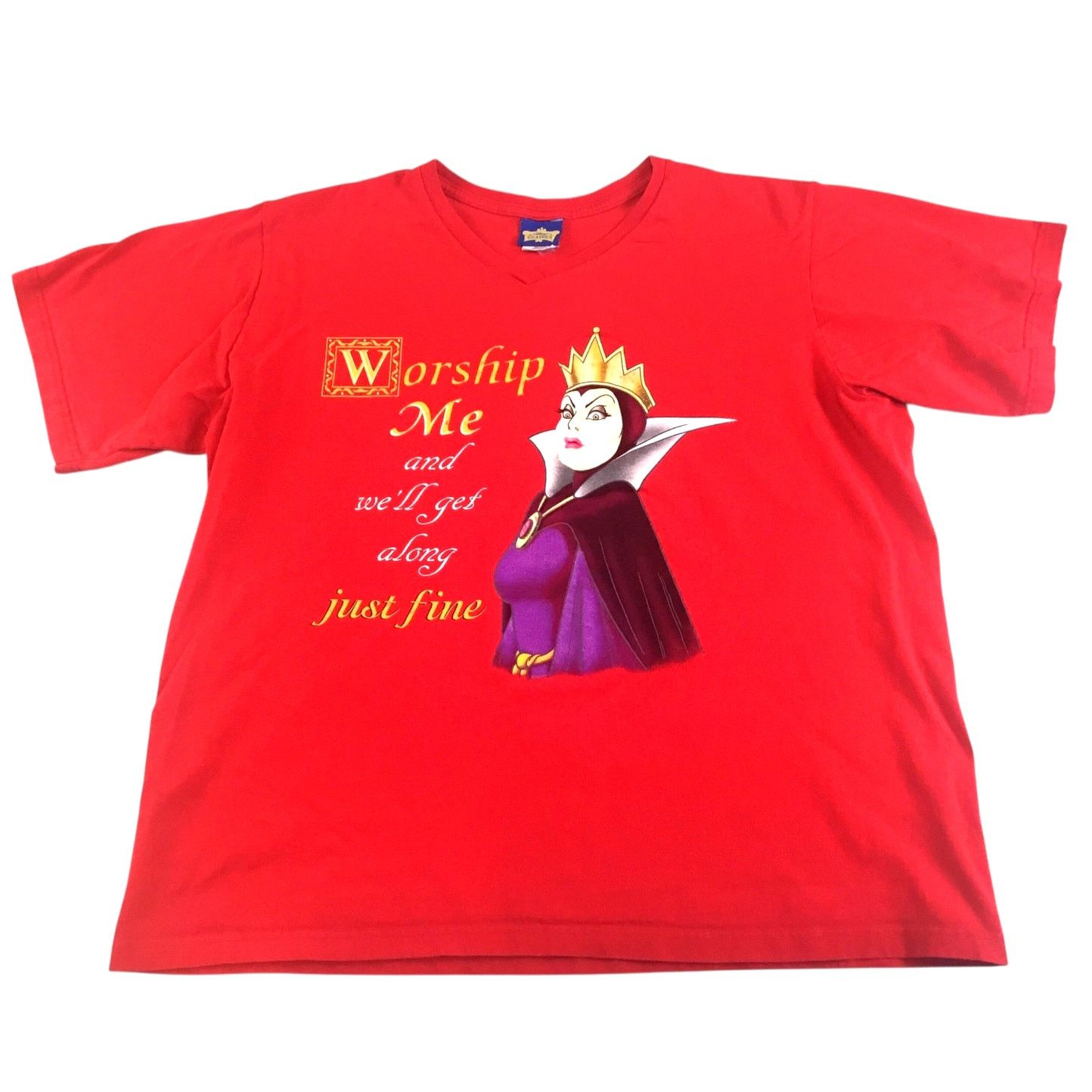 Disney Disney Classics T-Shirt Red V-Neck Evil Queen Size 18/20 Size XL / US 12-14 / IT 48-50 - 1 Thumbnail