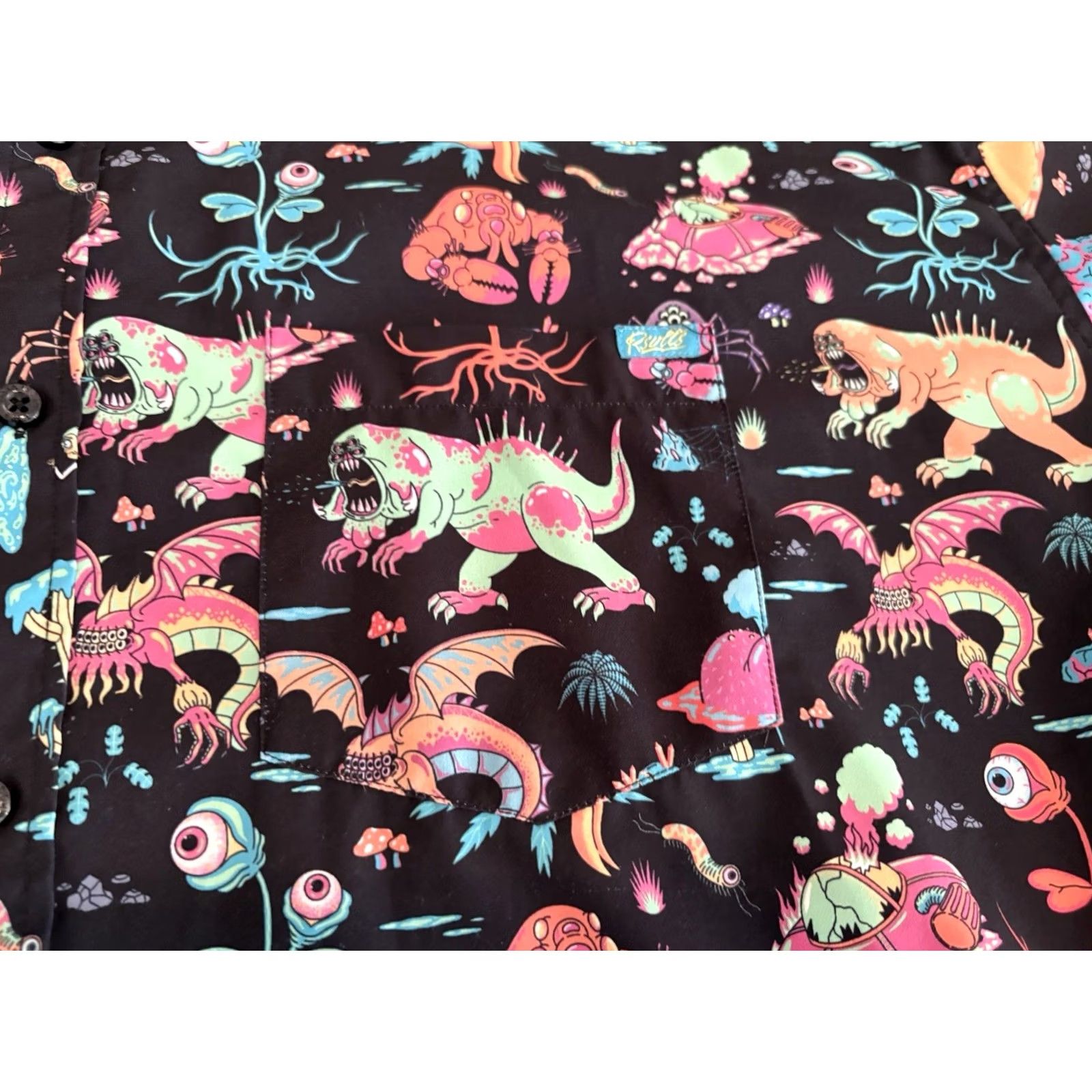 Vintage RSVLTS Rick and Morty Monster Run Button Up Shirt Kunuflex Mens 4XL Size US XXL / EU 58 / 5 - 3 Thumbnail