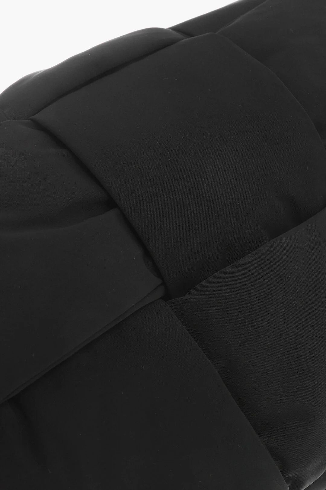 Bottega Veneta og1mm0426 Size: OS / Woven Fabric Shoulder Bag in Black Size ONE SIZE - 4 Thumbnail
