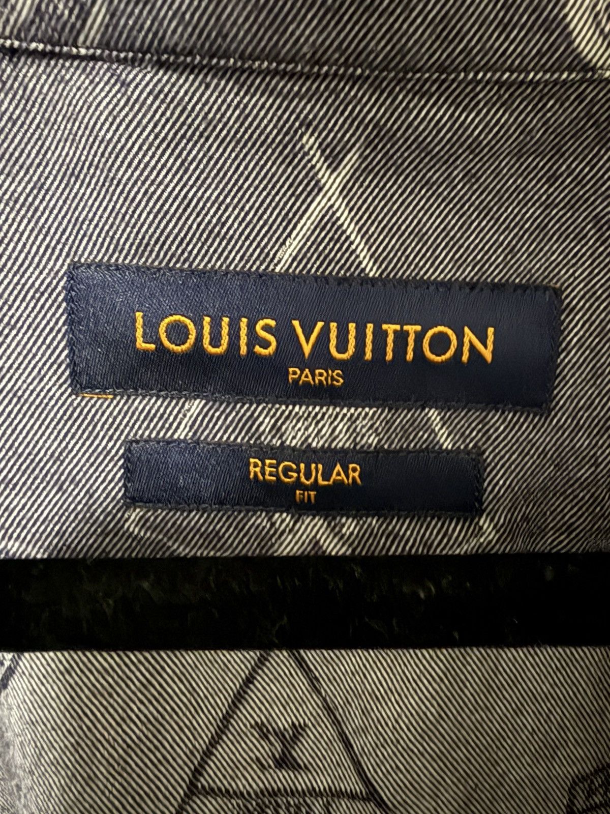 Louis Vuitton Louis Vuitton Articles De Voyage Button Up Long Sleeve Size US L / EU 52-54 / 3 - 4 Thumbnail