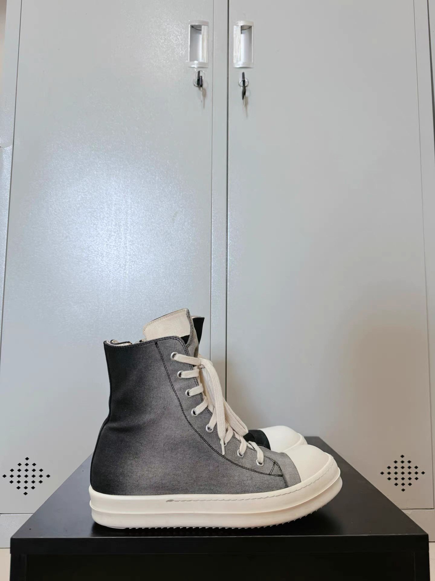 Rick Owens Drkshdw Rick Owens Drkshdw gradient Converse high-top sneakers Size US 7 / EU 40 - 8 Thumbnail