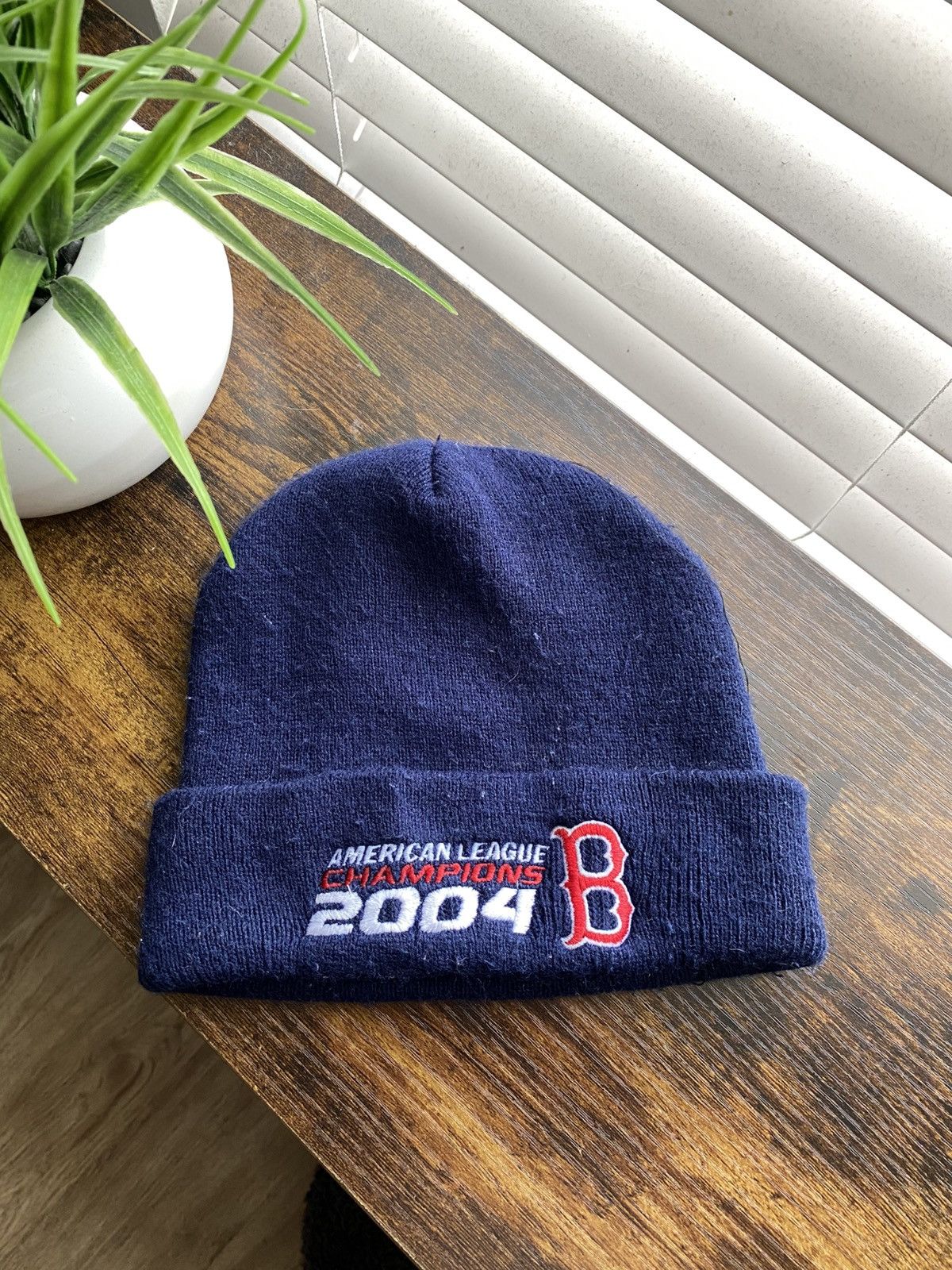 MLB Vintage Boston Red Sox Champions Beanie Size ONE SIZE - 2 Thumbnail