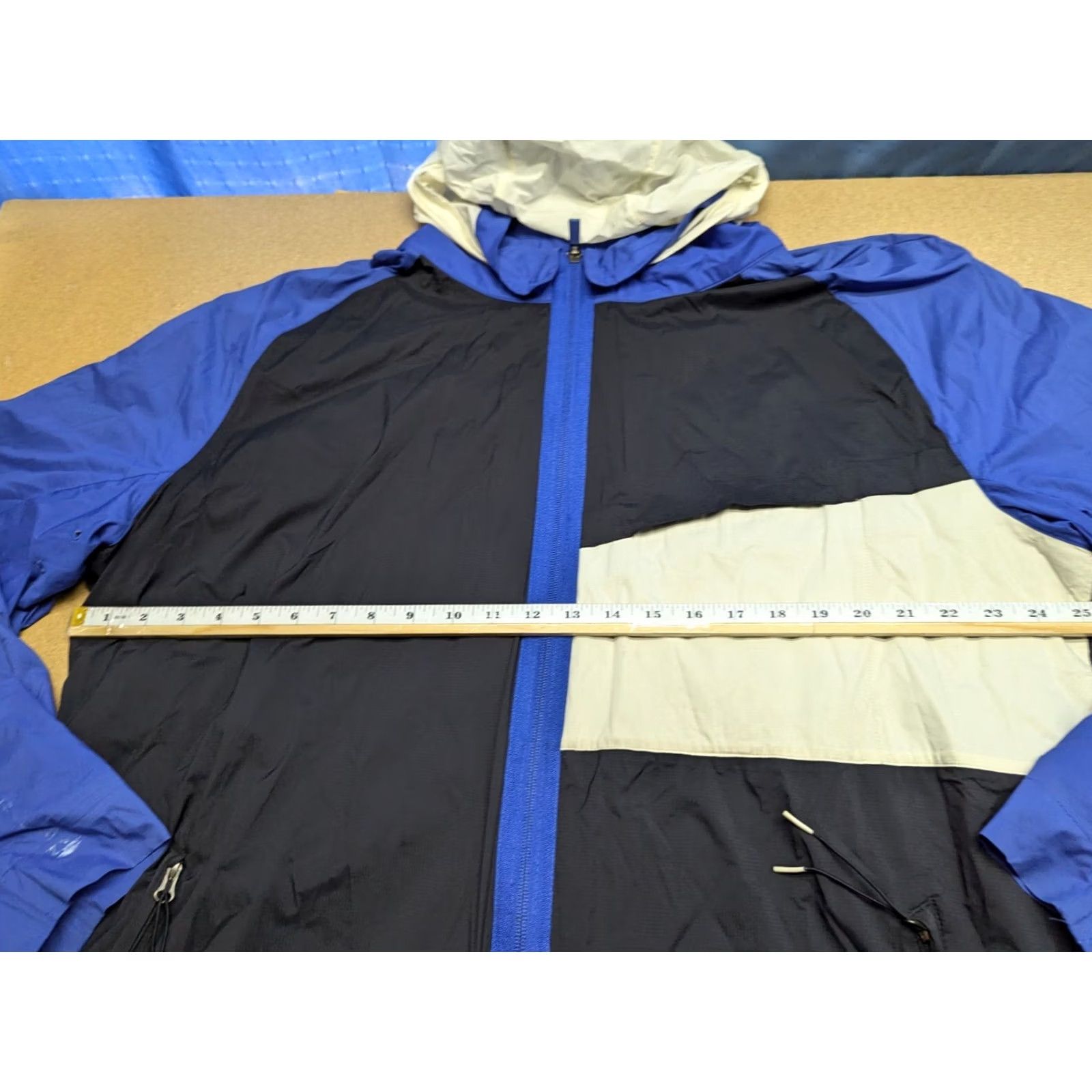 Nike Nike Shield Jacket Mens 2XL Windbreaker Full Zip Lightweight Hooded Blue Black Multicolor Athletic Regular Size XS? Size US XXL / EU 58 / 5 - 4 Thumbnail
