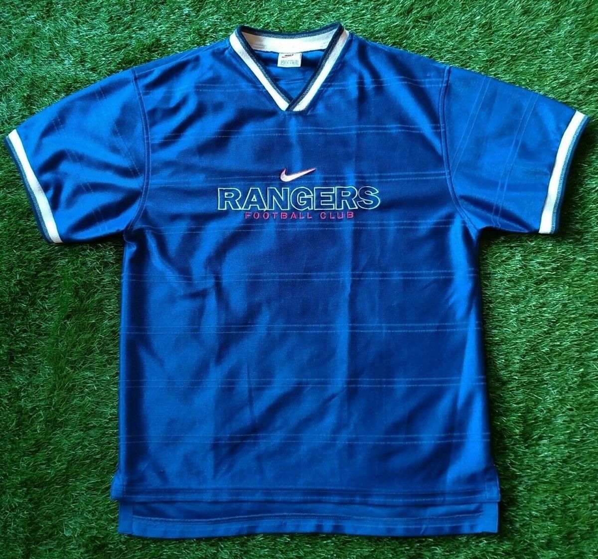 Nike Rangers Glasgow 1997/1999 Nike vintage training shirt jersey Size US M / EU 48-50 / 2 - 1 Thumbnail