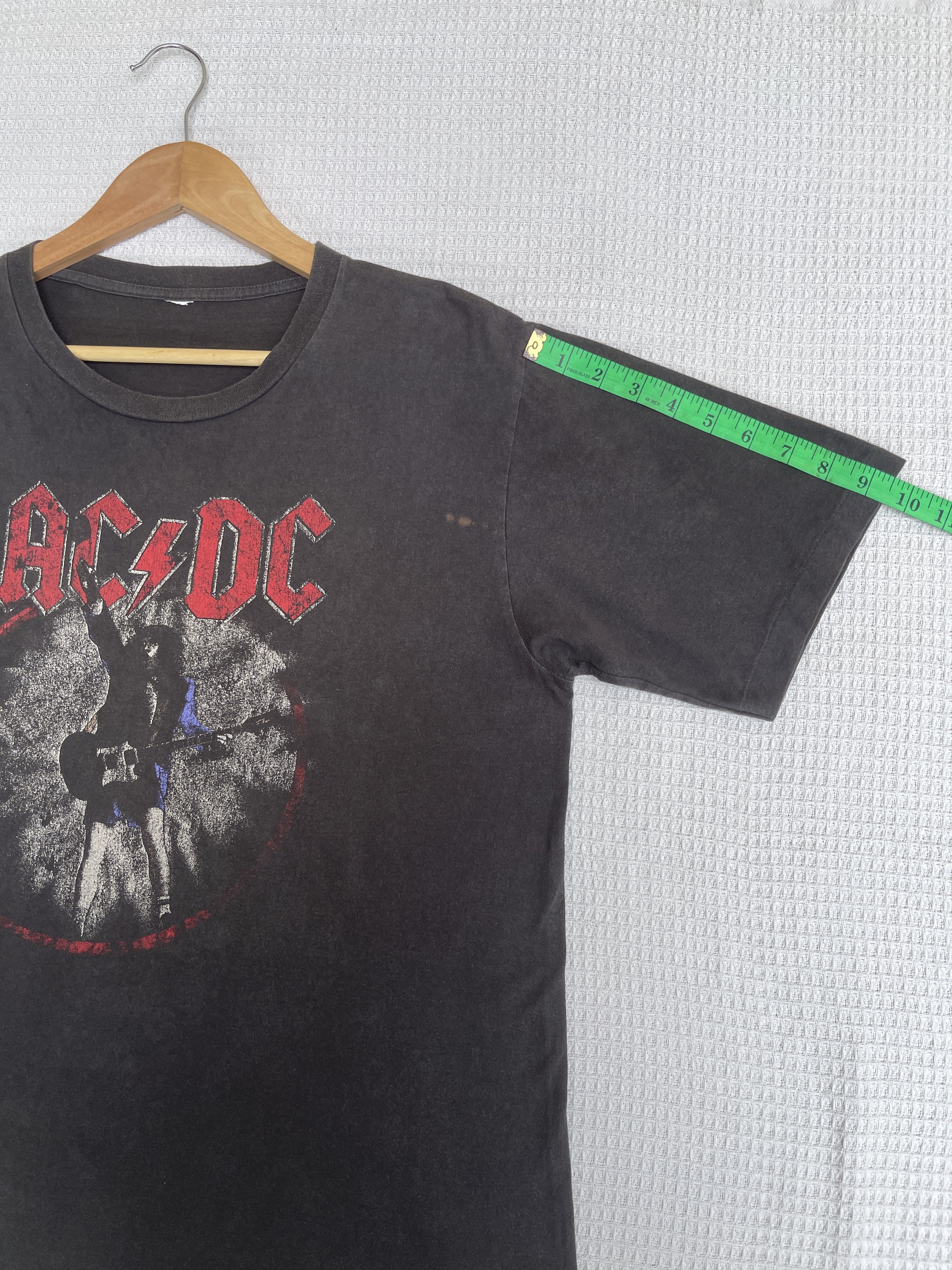 Band Tees Last Drop🔥Rare🔥Vintage Band ACDC World Tour Faded T-Shirt Size US L / EU 52-54 / 3 - 10 Thumbnail