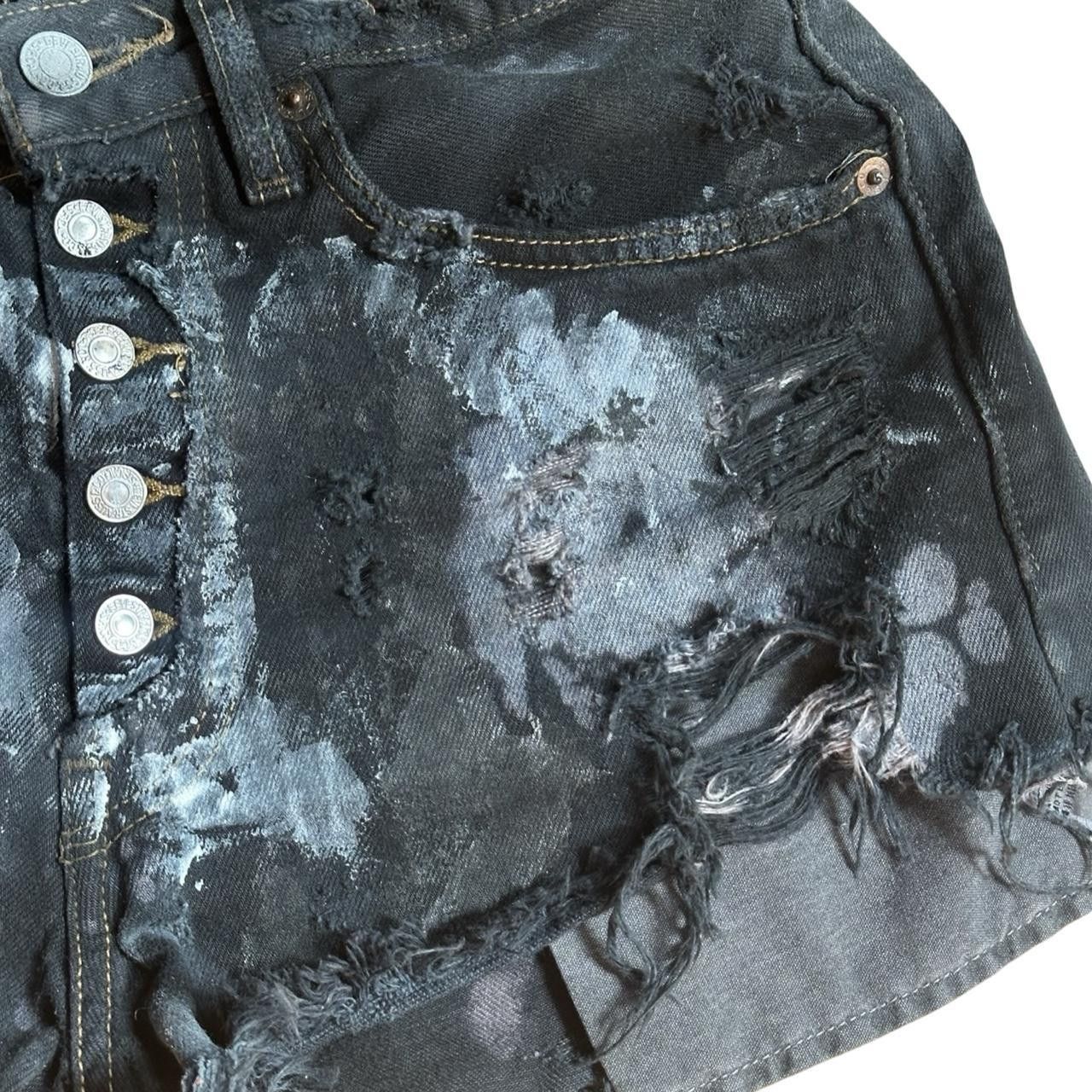 Levi's ASTROBOI* x Levi's Ripped Black Denim Painted Shorts - 29" Size 29" - 3 Thumbnail