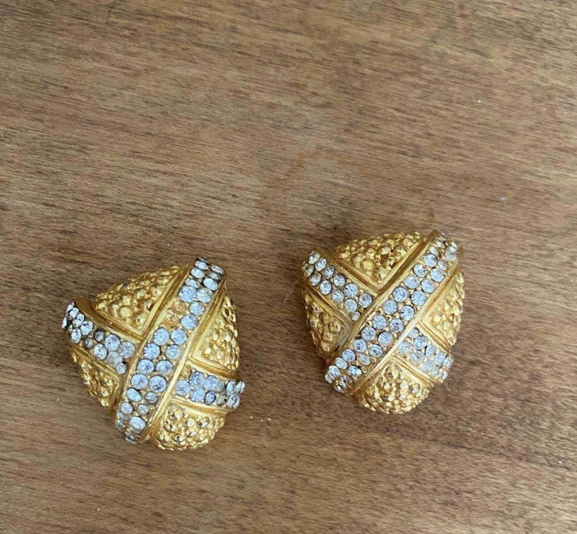 Other RARE VINTAGE CHUNKY GOLD PAVE CLIP ON DIAMOND EARRINGS Size ONE SIZE - 2 Thumbnail