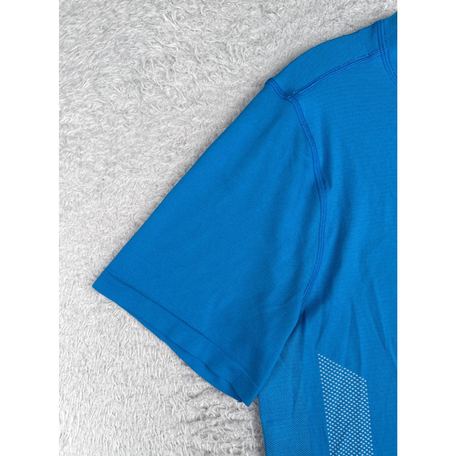 The North Face The North Face Shirt Men Large Blue Short Sleeve Vaporwick Polyester Blend READ Size US L / EU 52-54 / 3 - 3 Thumbnail