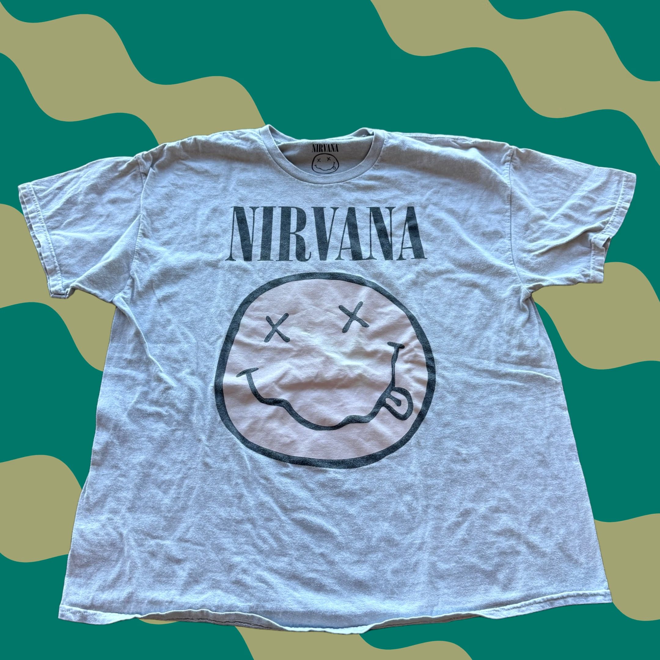 Vintage VINTAGE Nirvana Smiley Band Tour Graphic Tee Men's Short Sleeve XXL White Shirt Mens 2XL Size US 39 - 1 Thumbnail