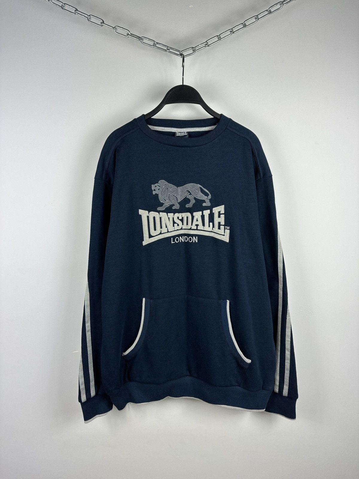 Cute navy Lonsdale cropped sweatshirt, embroidered - Depop