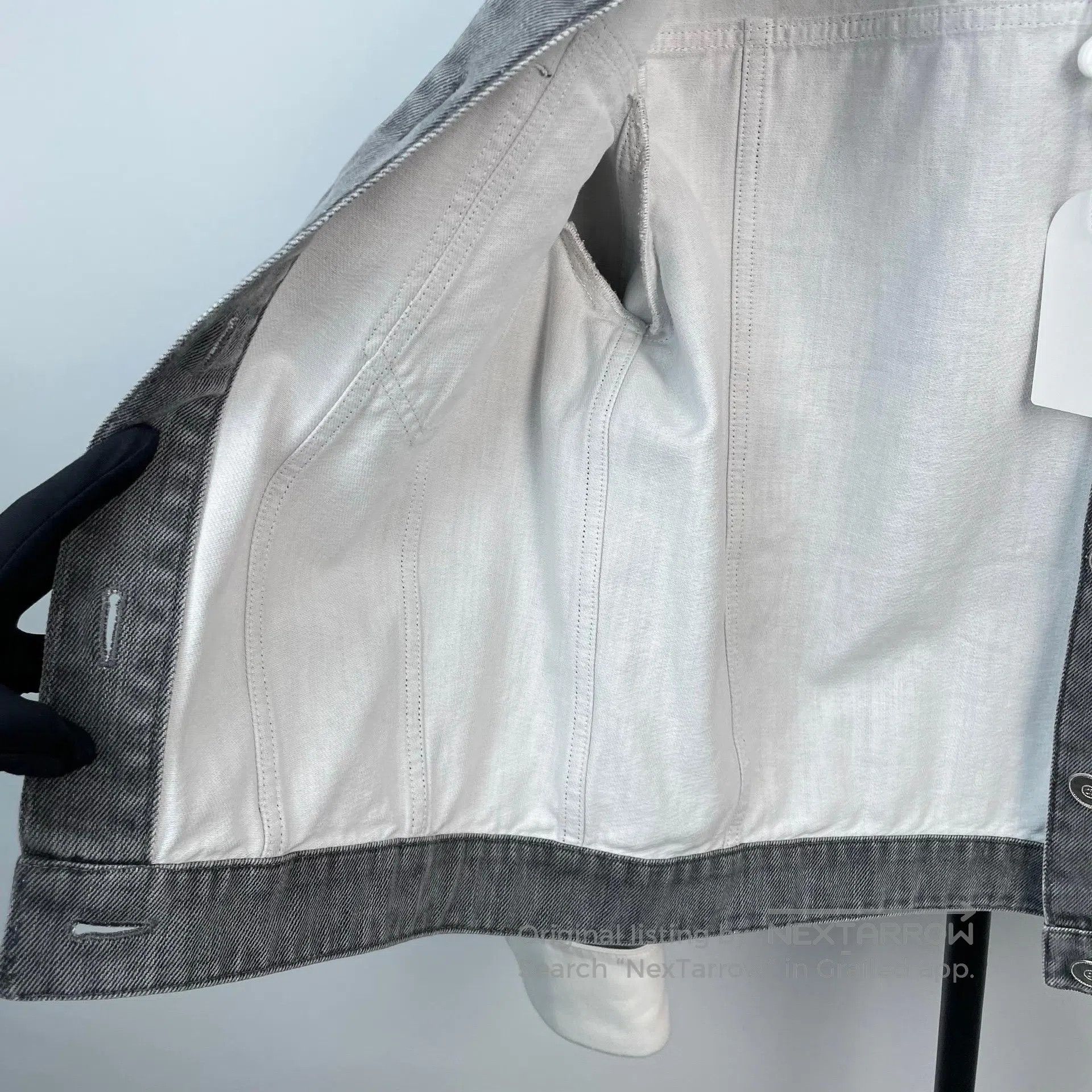 Chanel Chanel Grey Collar Fake Two-Piece Shell Button Denim Jacke Size XXS / US 00 / IT 34 - 3 Thumbnail