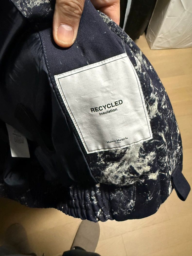 Maison Margiela Maison Margiela Ink-splashed dark blue zipper jacket 2501-N Size US M / EU 48-50 / 2 - 7 Thumbnail