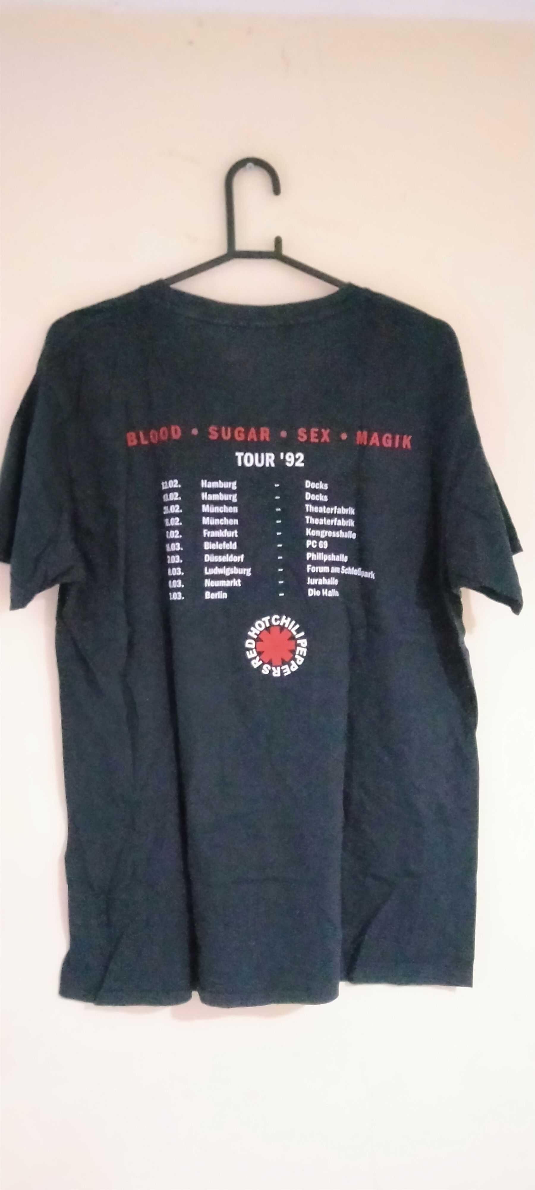 Band Tees × Vintage Red Hot Chili Peppers Tour Size US M / EU 48-50 / 2 - 2 Thumbnail