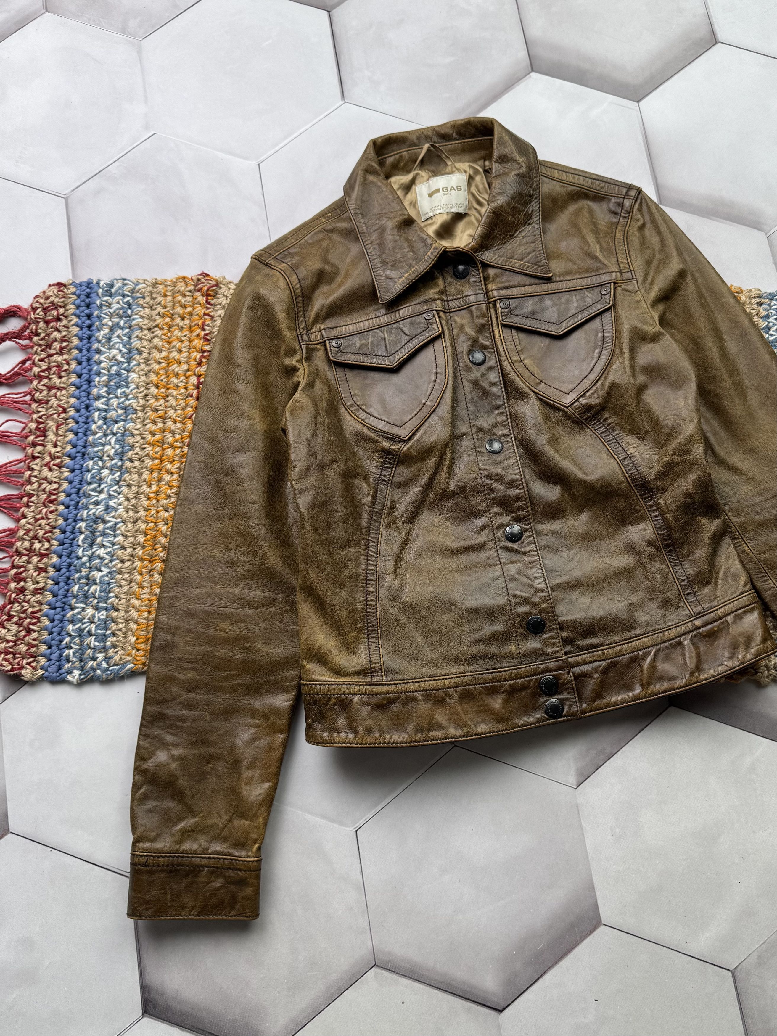 Japanese Brand Vintage Cropped Leather Jacket(E4) Size S / US 4 / IT 40 - 2 Thumbnail