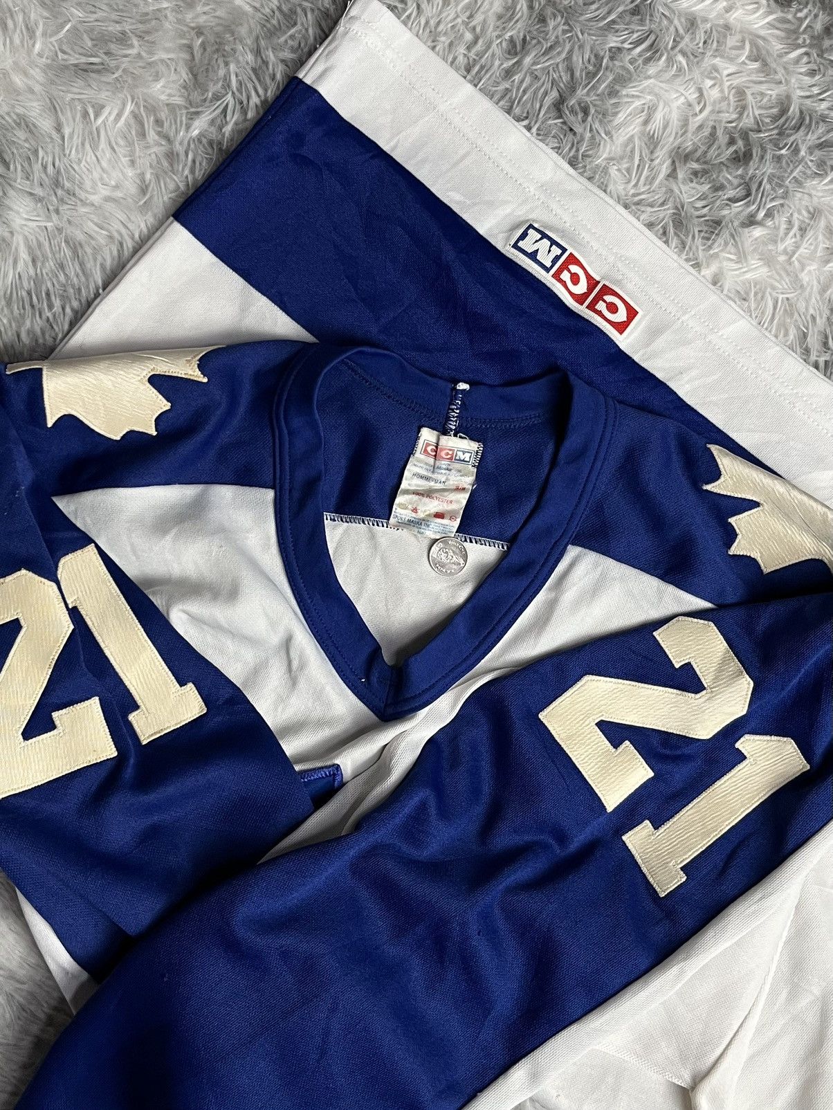 NHL NHL TORONTO MAPLE LEAFS ICE HOCKEY SHIRT JERSEY CCM Size US M / EU 48-50 / 2 - 6 Thumbnail