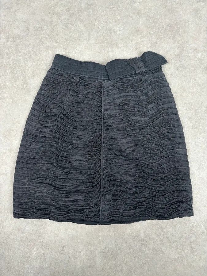 Prada Prada Black Silk Ruched Skirt Size 26" / US 2 / IT 38 - 1 Thumbnail