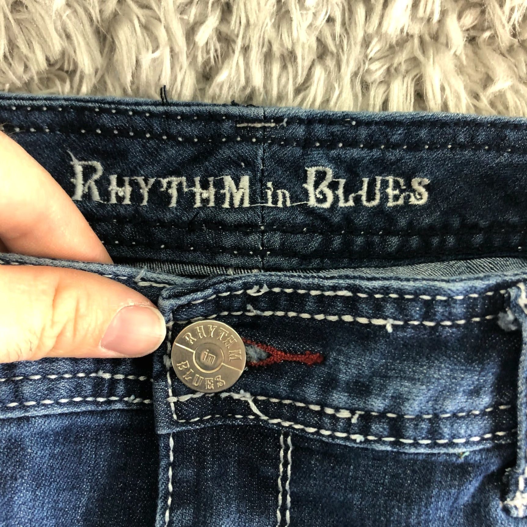 Rhythm Rhythm in Blues Jeans Women's Crop Mid Rise Blue Denim 33x26 Regular Inseam 26in Cotton Size 24" / US 00 / IT 34 - 7 Thumbnail