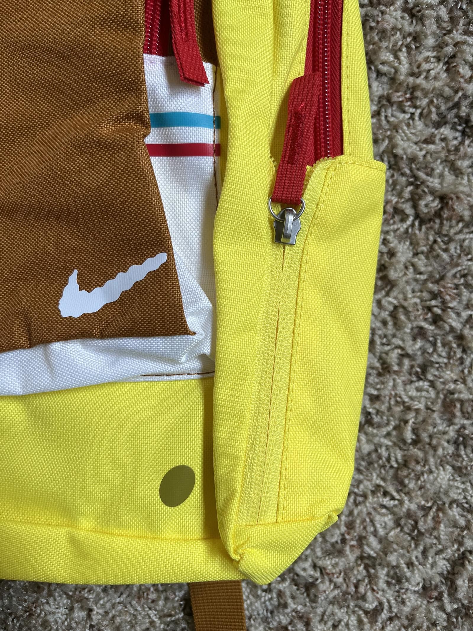 Nike Nike Kids Kyrie x Spongebob Backpack Size ONE SIZE - 7 Thumbnail