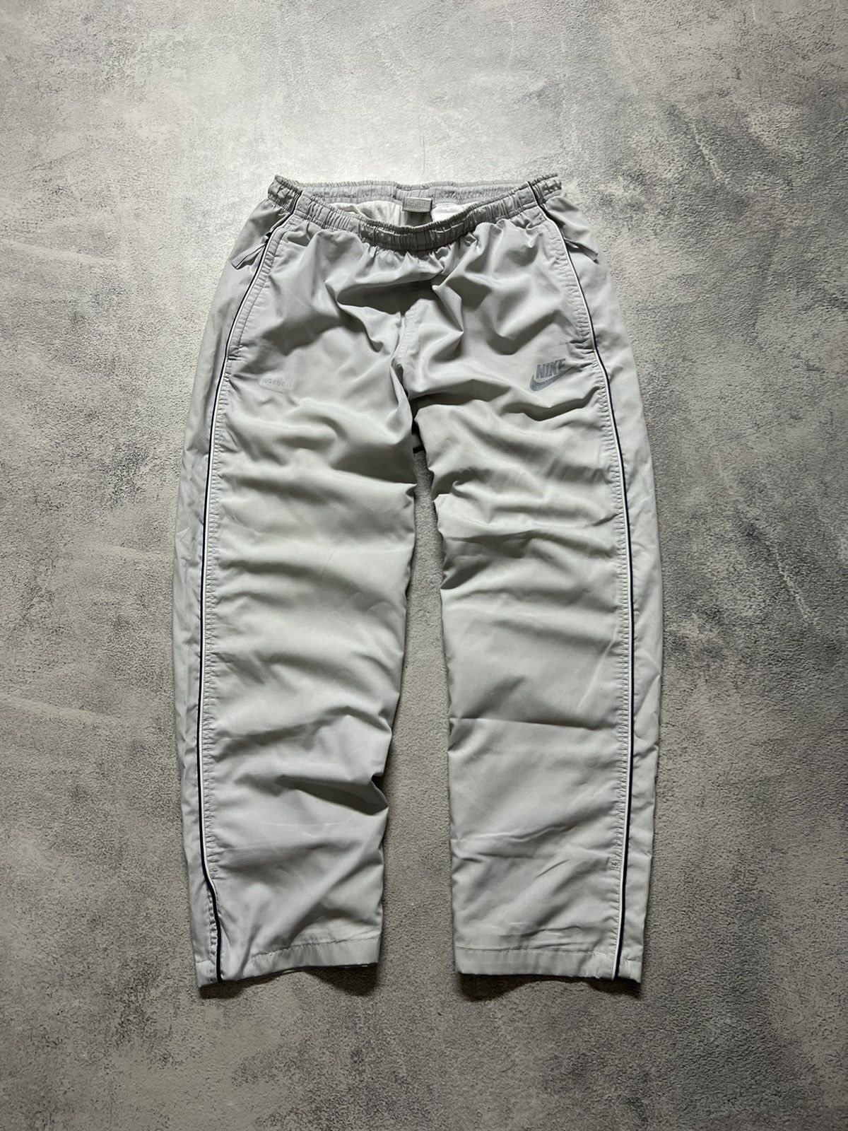 Nike × Vintage Vintage Y2K Nike Nylon Drill Swoosh White Pants 00’s Size US 34 / EU 50 - 3 Thumbnail