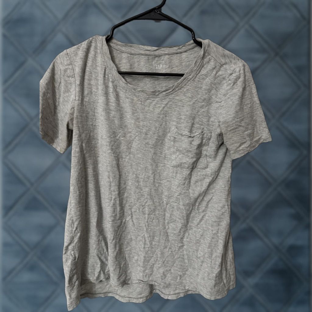 Gap GAP Womens Round Neck T-Shirt XS Gray Pocket Solid Size XS / US 0-2 / IT 36-38 - 1 Thumbnail