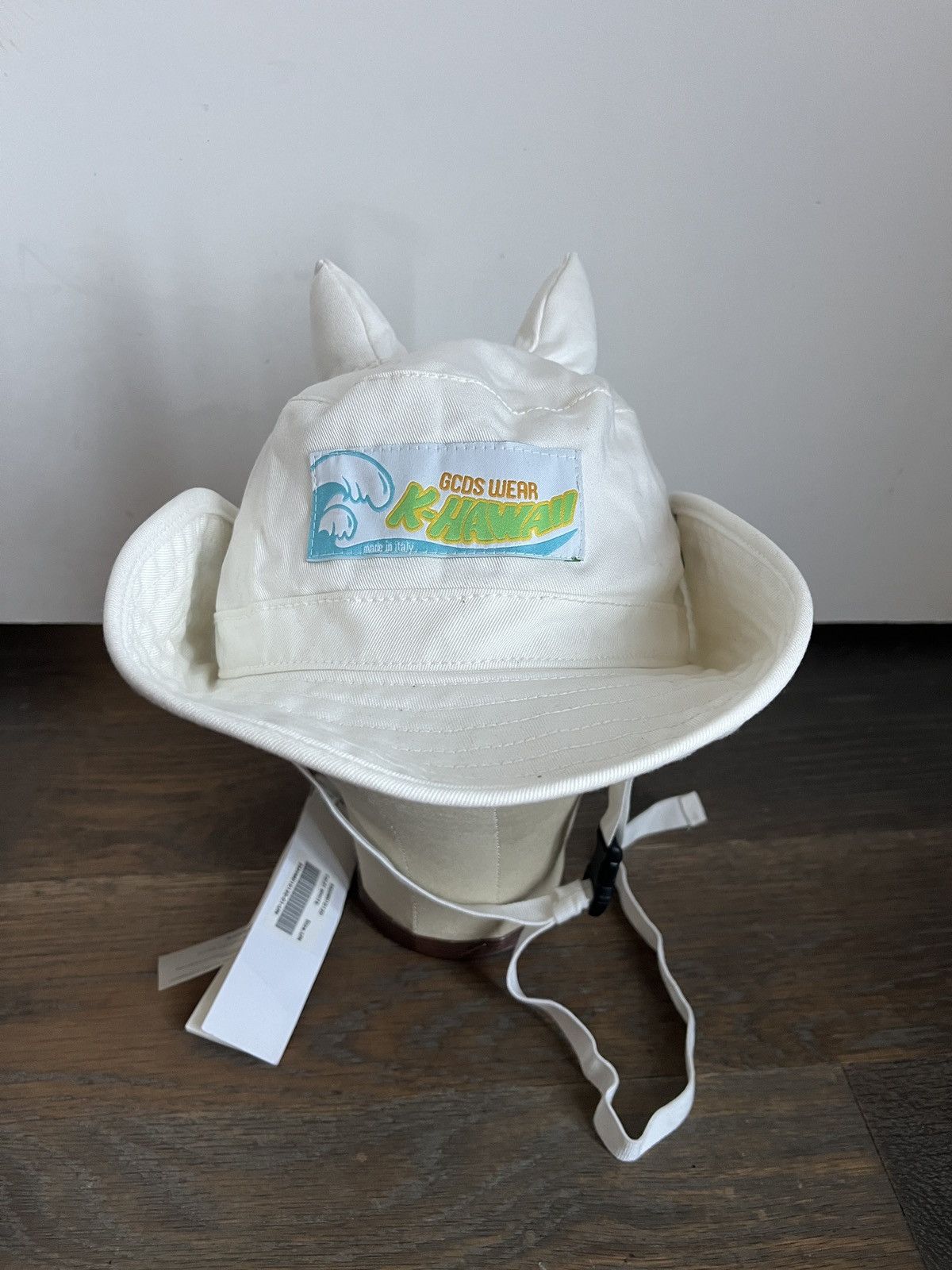 NWT Unisex GCDS K-Hawai Side Snap Aussie Hat w Ears