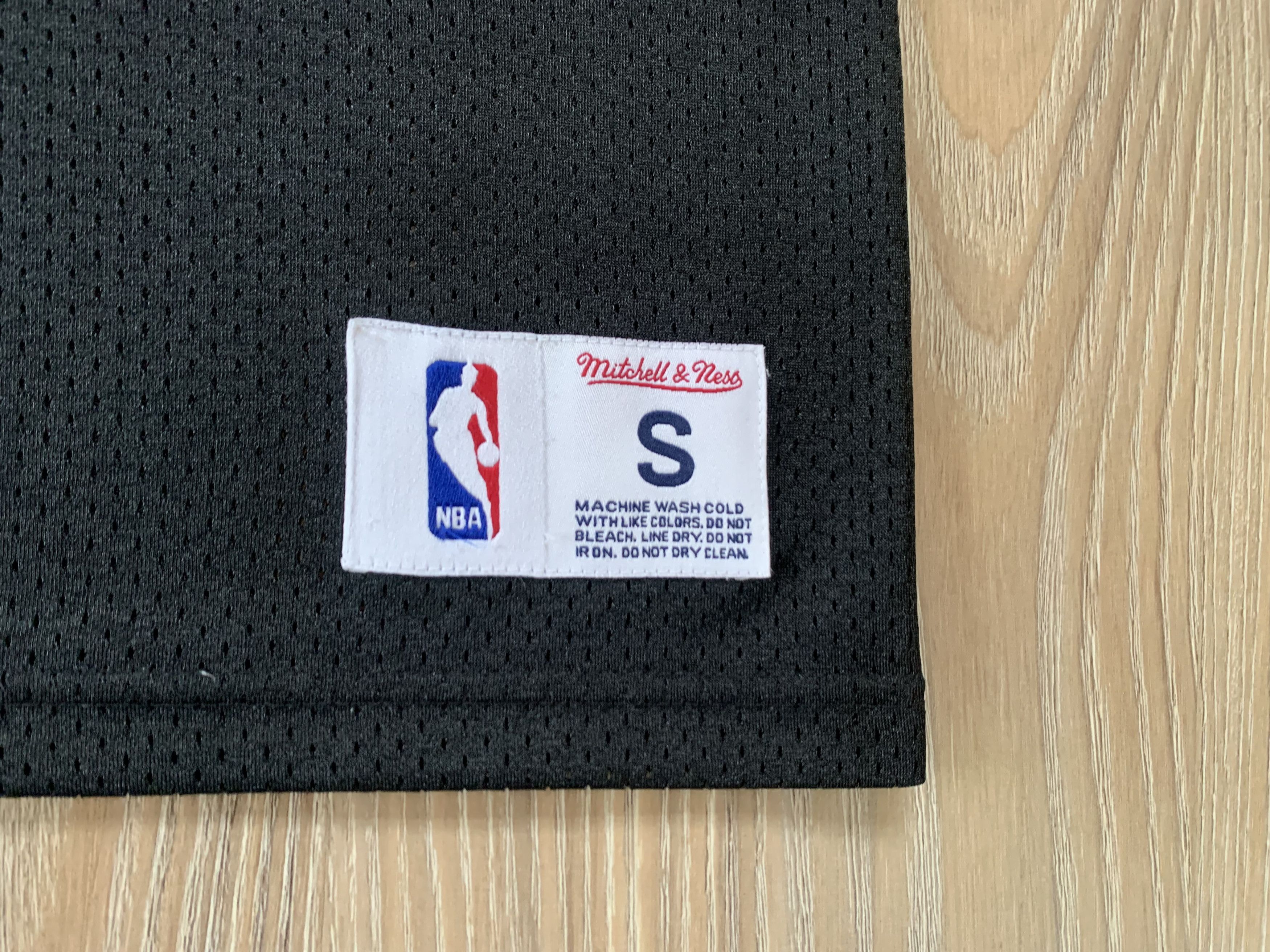 NBA Mitchel & Ness NBA Chicago Bulls Jersey Size US S / EU 44-46 / 1 - 4 Thumbnail