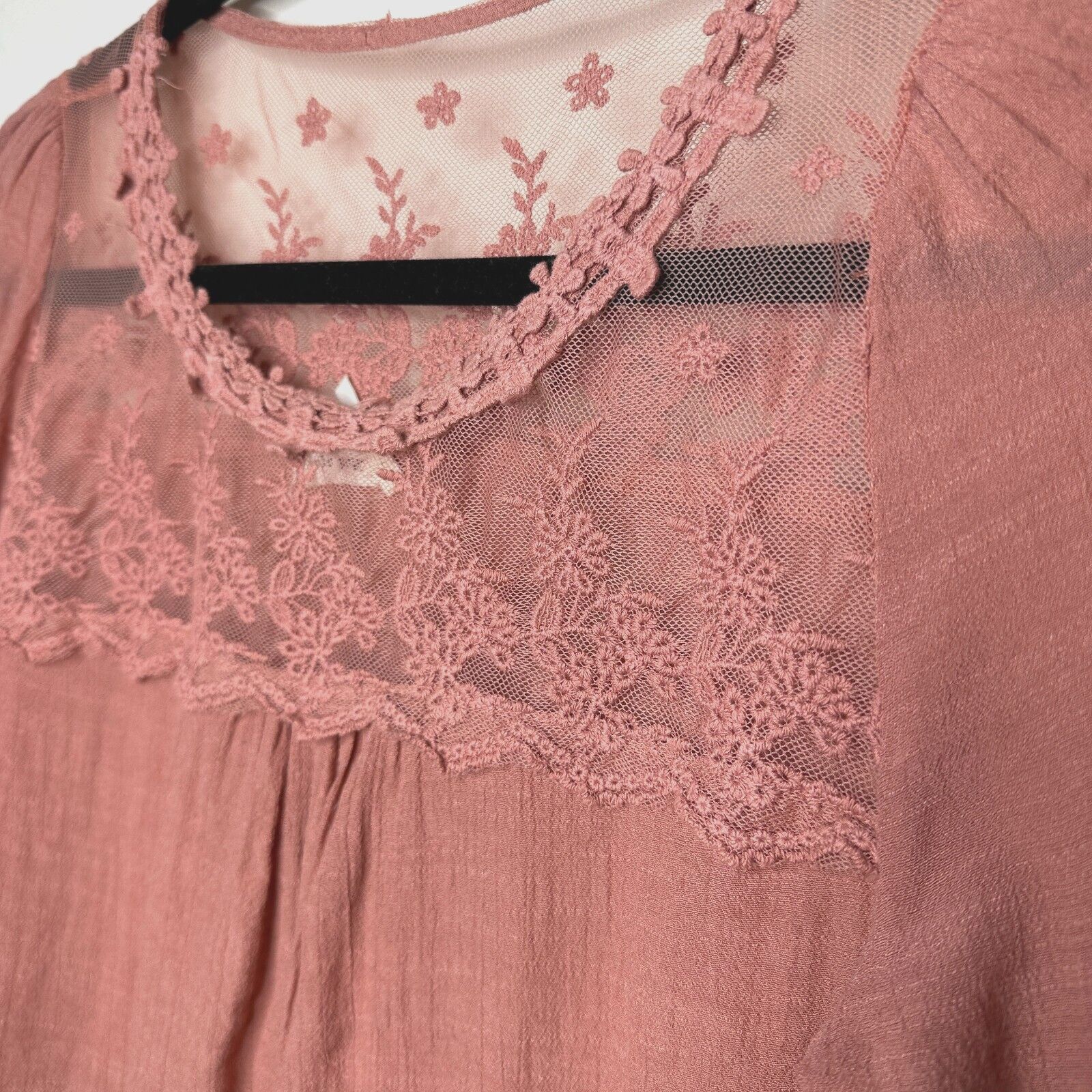 Other Blu Pepper Pink Apricot Floral Lace Blouse Roll Tab Sleeve S Size S / US 4 / IT 40 - 3 Thumbnail