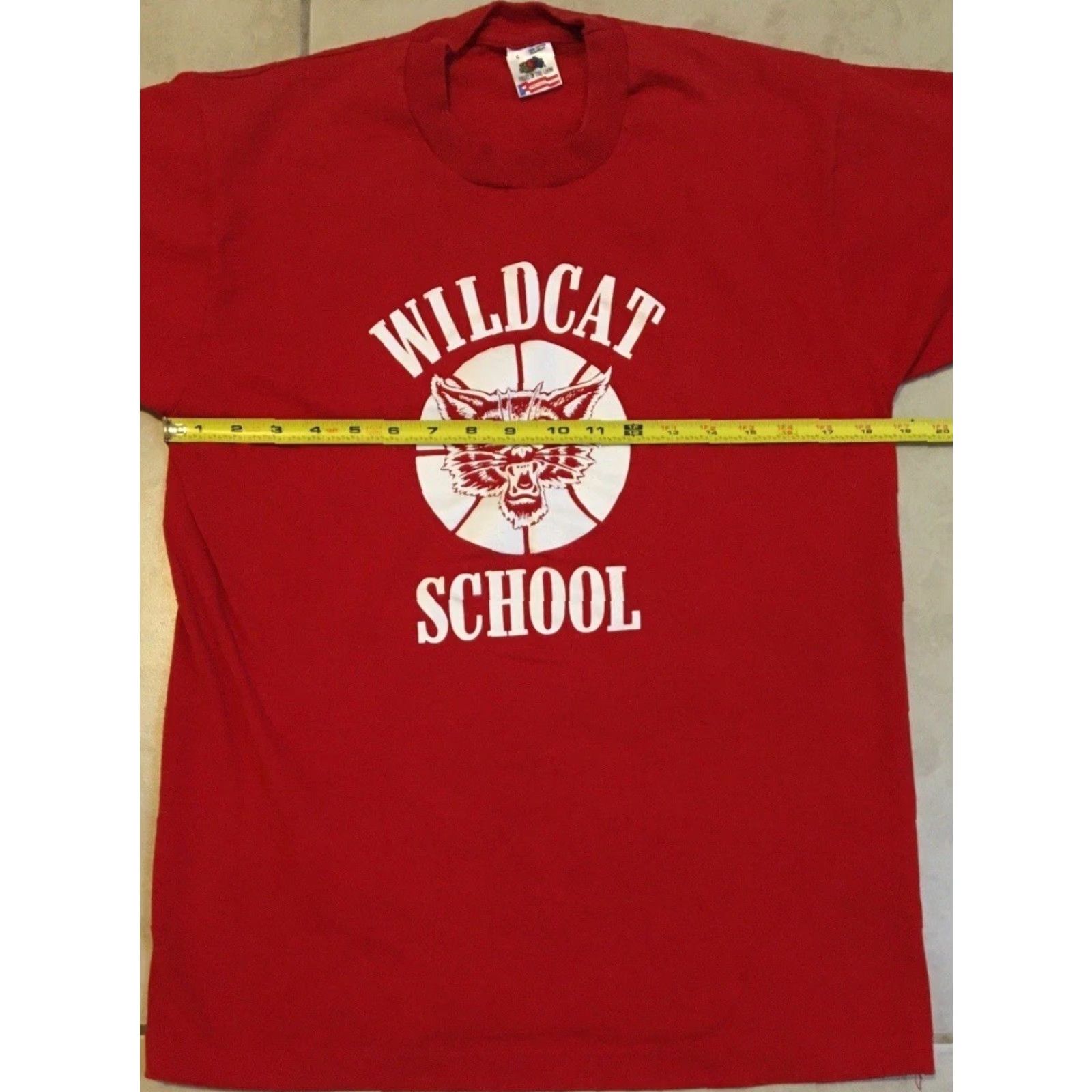 Vintage VINTAGE 90s Wildcat School Shirt M USA Red Single Stitch T-Shirt Crew Neck Short Sleeve Graphic Tee College Grunge 80s Sports University USA Mens Size US M / EU 48-50 / 2 - 6 Thumbnail