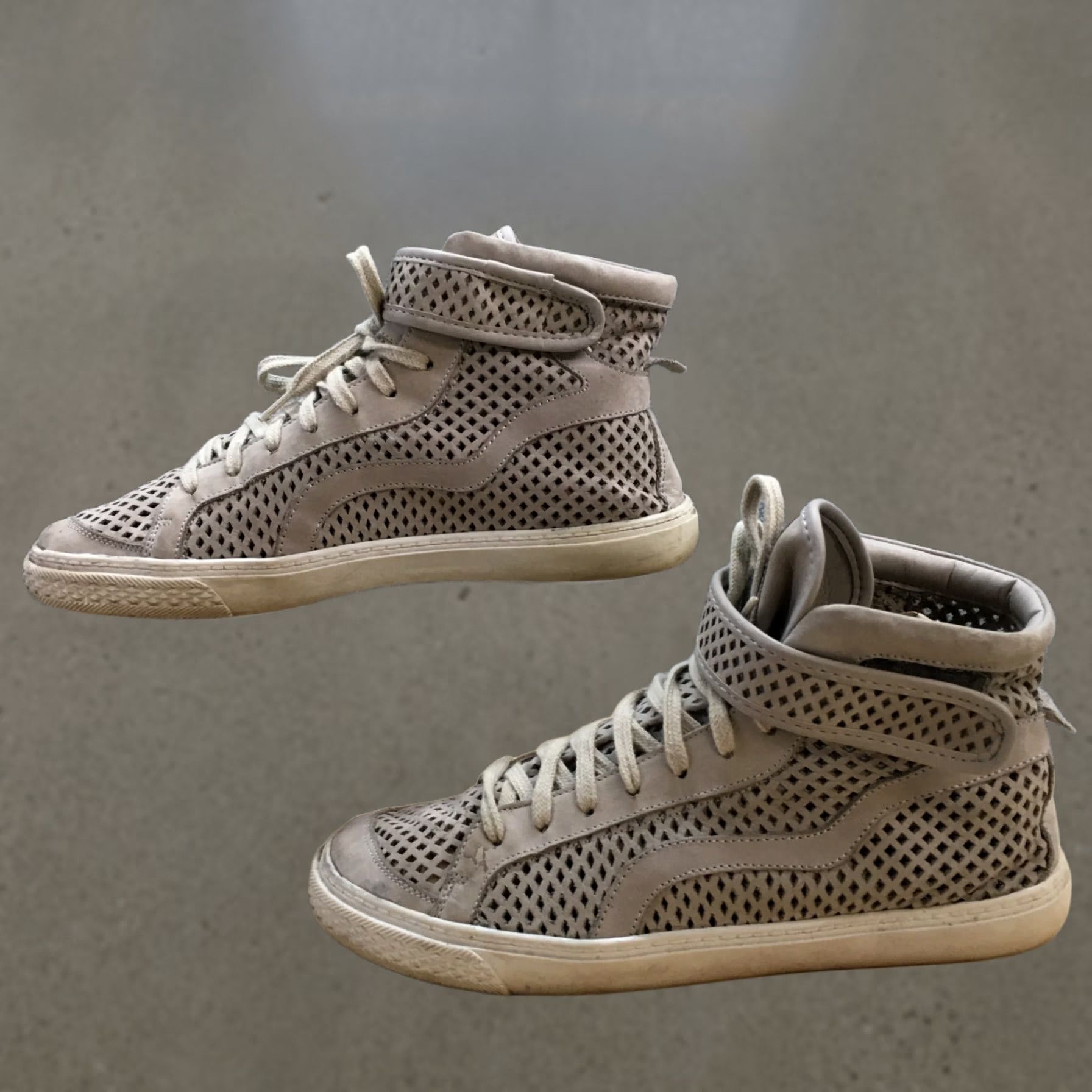Zara Zara Basic Collection Shoes Womens 39 Hi Top Sneakers Gray Leather Lace Up Size M / US 6-8 / IT 42-44 - 1 Thumbnail