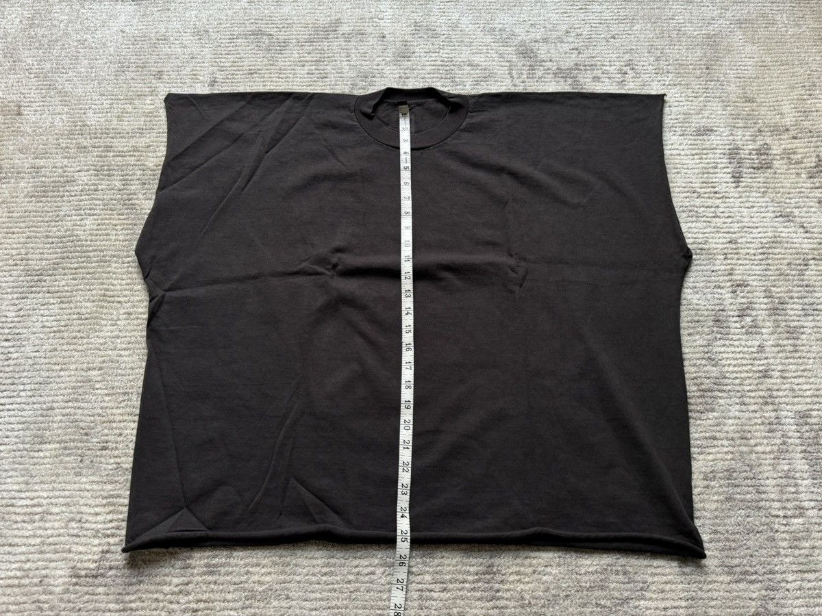 Gosha Rubchinskiy Size 1 Yeezy One Box Tee Shirt Yzy Vultures Tour Merch Size US S / EU 44-46 / 1 - 9 Thumbnail