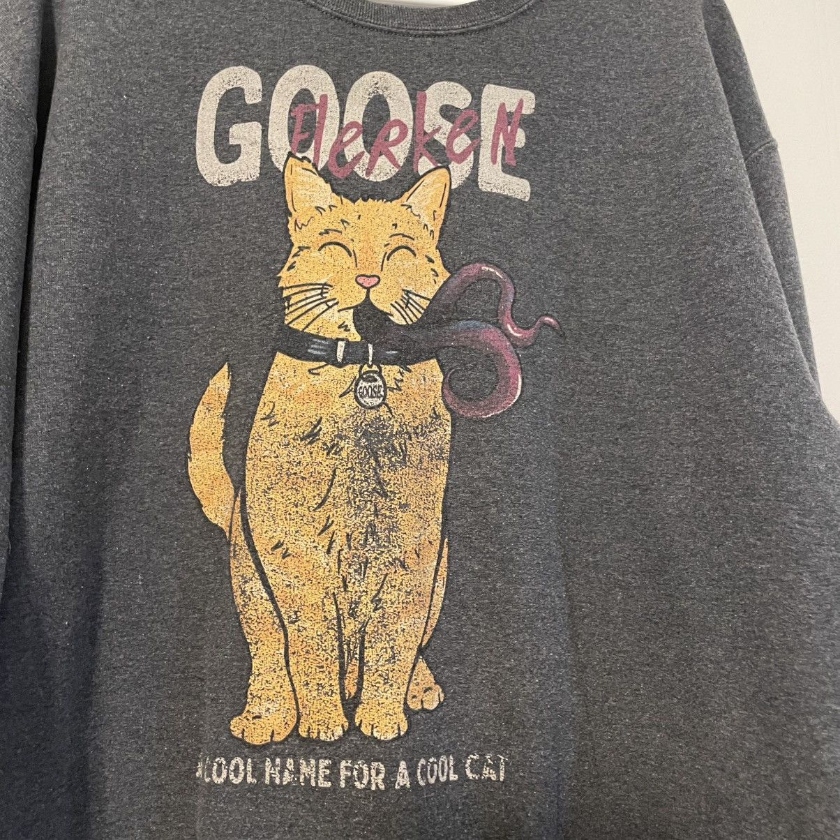 Marvel Comics Marvel Captain Marvel Cool Flerken Goose Sweatshirt Size US L / EU 52-54 / 3 - 2 Thumbnail