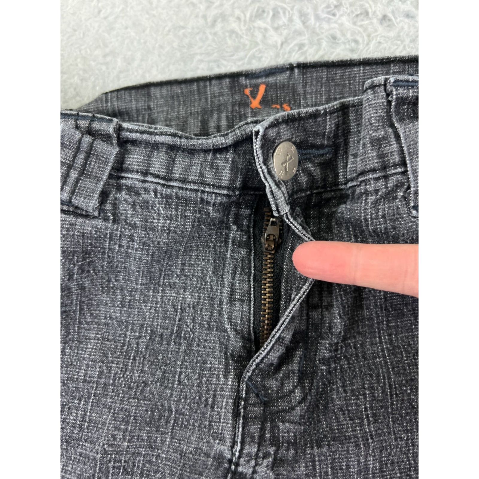 Vintage XES Women's Bootcut Jeans Size 5 Black Denim Regular Fit Mid Rise Embroidered Cotton Blend Vintage 90s Size 27" / US 4 / IT 40 - 7 Thumbnail