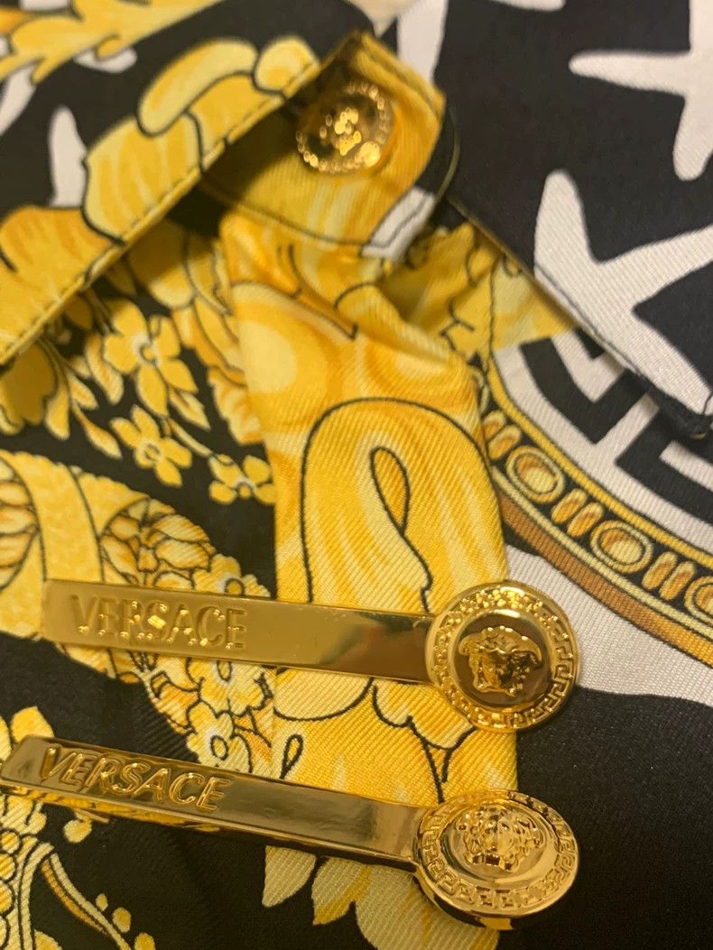 Versace Versace Classic baroque silk shirt Size US S / EU 44-46 / 1 - 4 Thumbnail