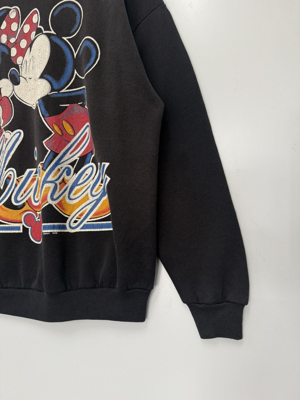 Disney 🔥 90s Big Print Mickey & Minnie in Love Faded Black Sweatshi Size US M / EU 48-50 / 2 - 2 Thumbnail