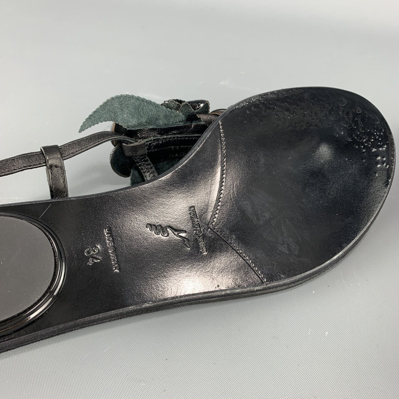 Rene Caovilla RENE CAOVILLA IT 34 Black Leather Rose T Strap Sandals Size US 4 / IT 34 - 9 Thumbnail