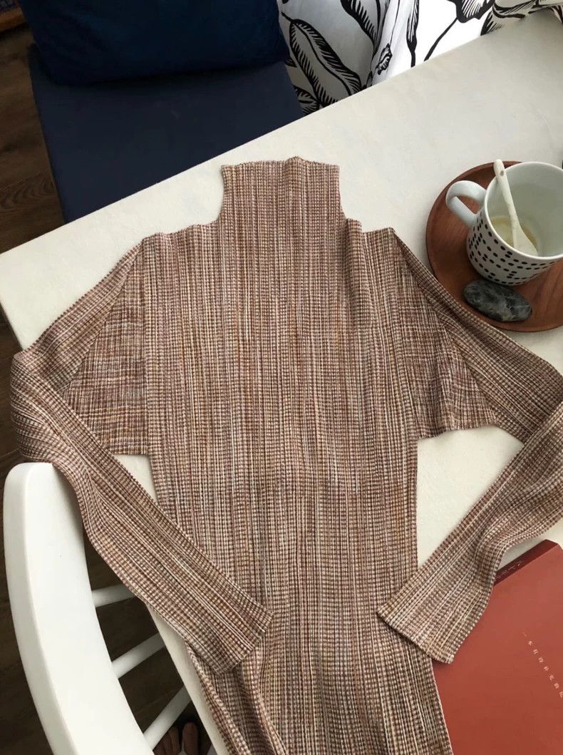 Issey Miyake issey miyake Grey and pink pleated top Size US L / EU 52-54 / 3 - 2 Thumbnail