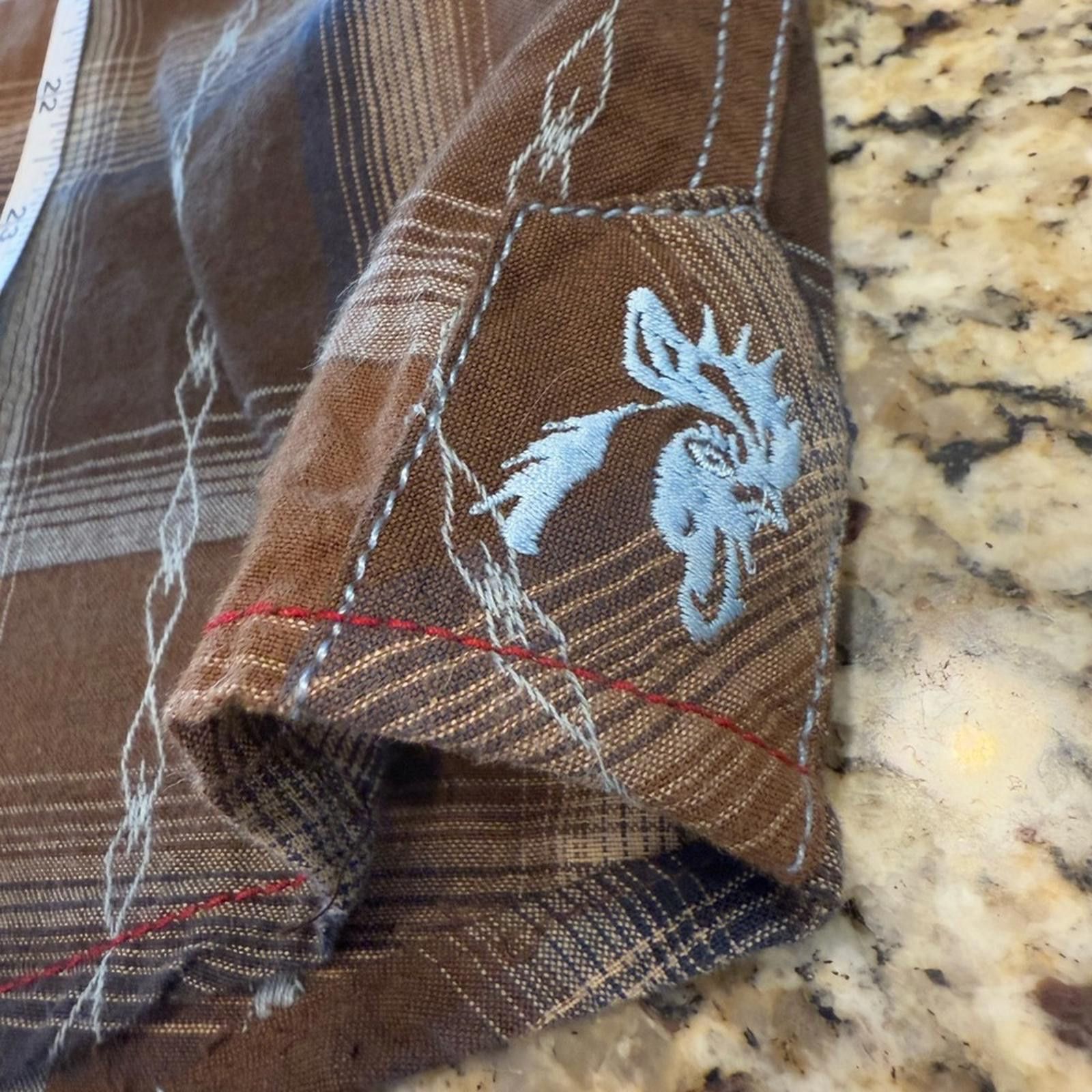 Other Southern Thread western embroidered cowboy rodeo shirt SZ LG Size US L / EU 52-54 / 3 - 5 Thumbnail
