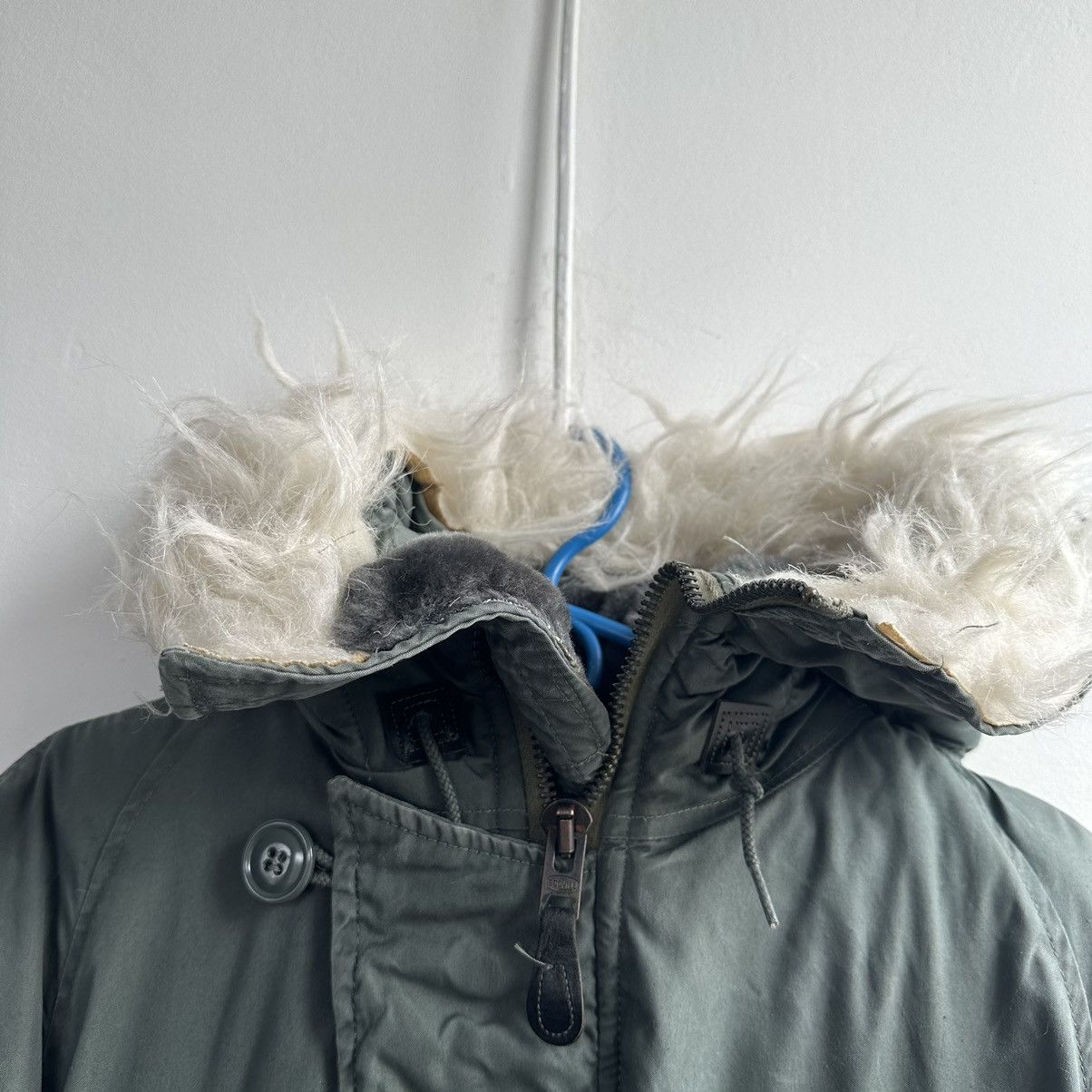 Vintage Vintage Military Parka N-3B Sherpa Hood Flight Jacket USAF Size US S / EU 44-46 / 1 - 17 Thumbnail