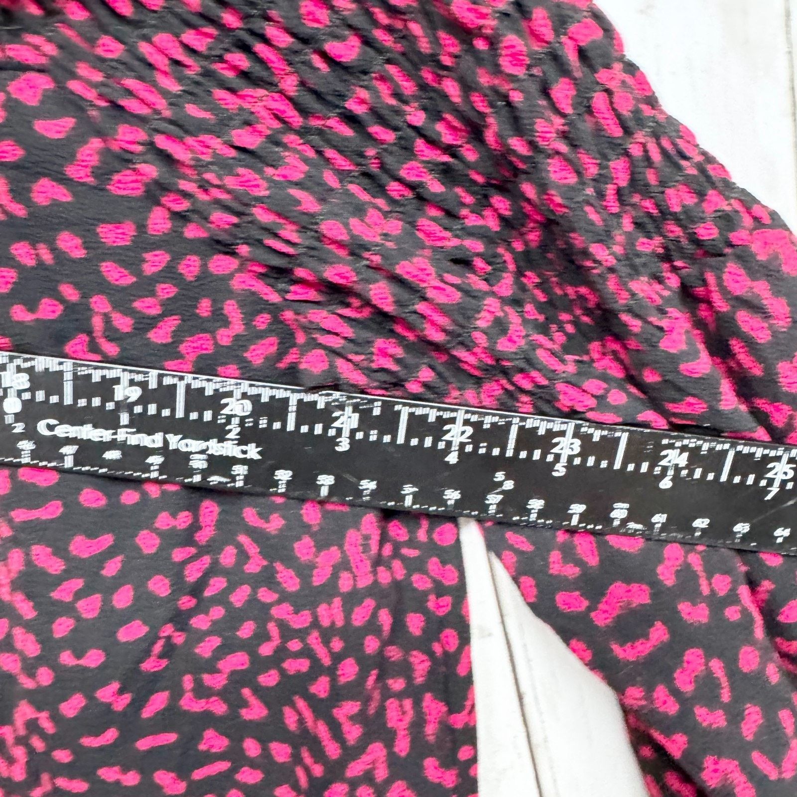 Michael Kors Michael Kors Top Women Sz Small Long Sleeve Smocked Blouse Size S / US 4 / IT 40 - 5 Thumbnail