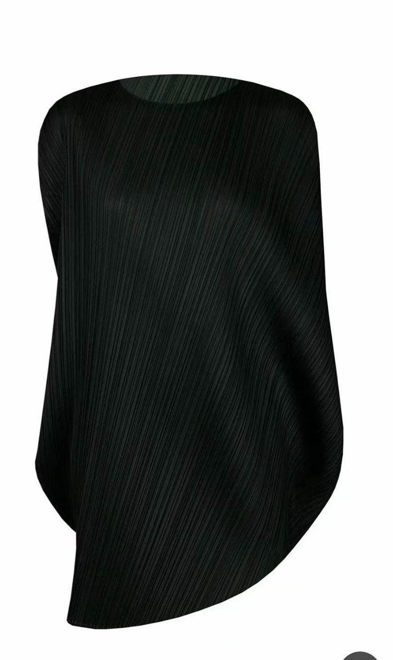 Issey Miyake Issey Miyake size:3 Black circular pleated top Size XS / US 0-2 / IT 36-38 - 2 Thumbnail
