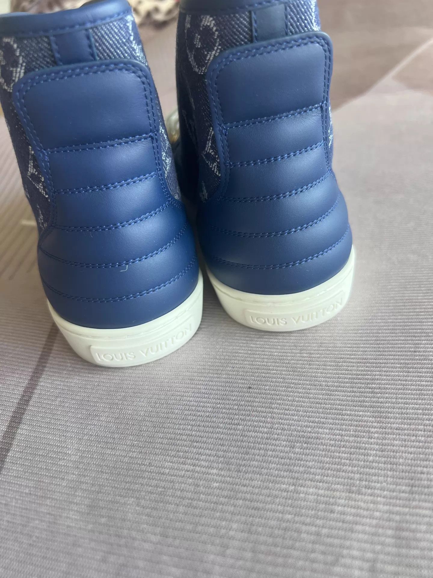 Louis Vuitton Louis Vuitton Sneaker 37.5 Size US 7 / IT 37 - 5 Thumbnail